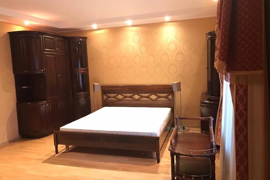 One Bedroom Kreschatik Str 4 키예프 외부 사진